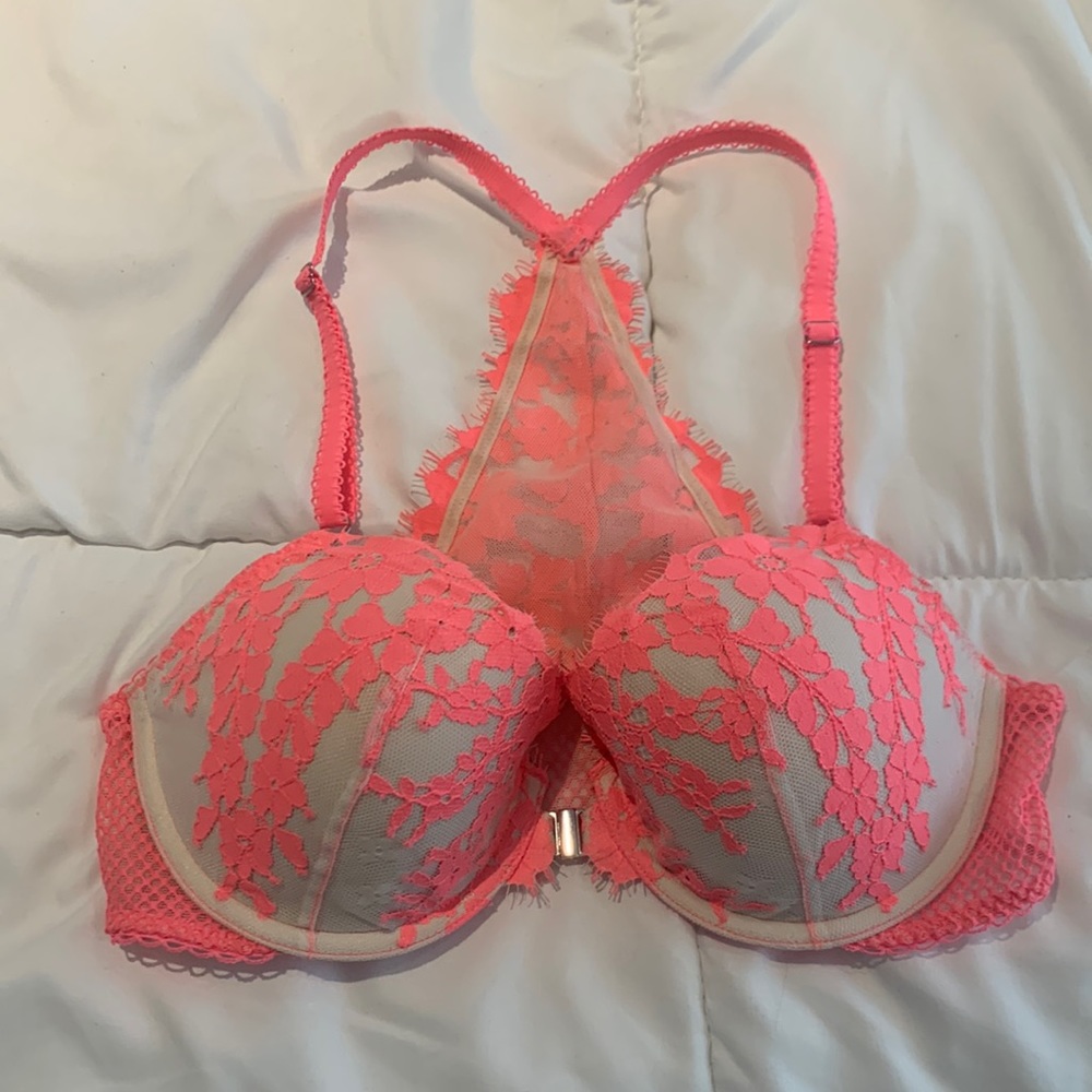 Victorias Secret hot pink bra new never worn
